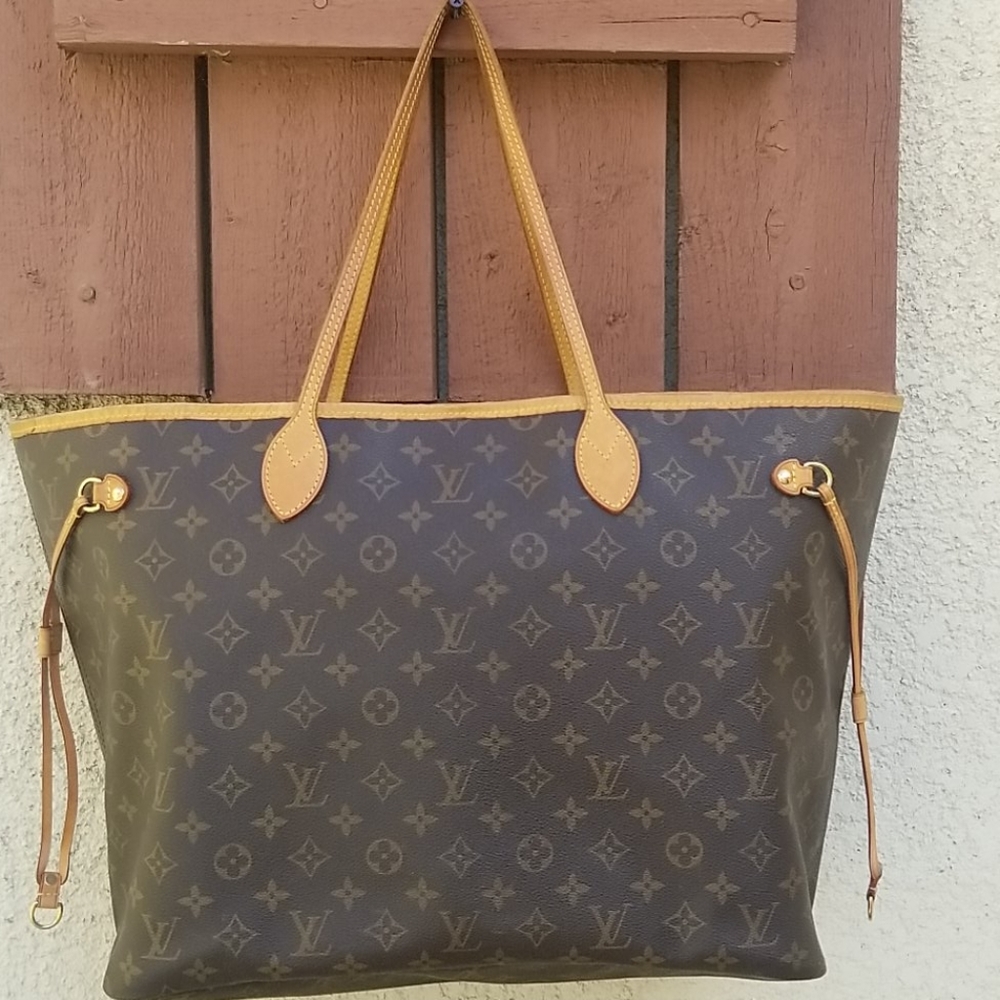 Louis Vuitton Neverfull